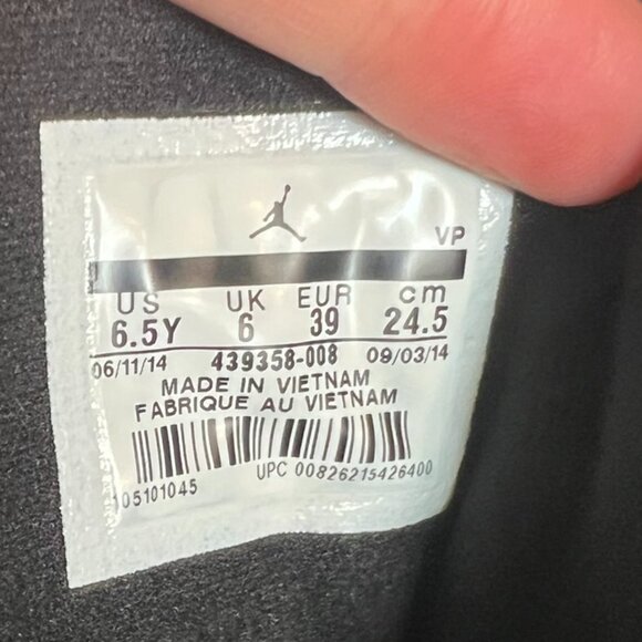 Nike Air Jordan 13 Retro Black/Hyper Pink - White Woman's size 8 - Picture 4 of 15